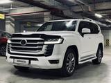 Toyota Land Cruiser 2023 года за 62 000 000 тг. в Алматы – фото 2