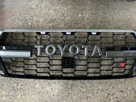 Решетка радиатора GR sport Toyota Land Cruiser 200 за 65 000 тг. в Атырау – фото 3