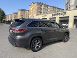 Toyota Highlander 2016 года за 13 000 000 тг. в Актау