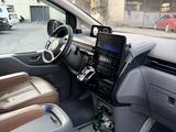 Hyundai Staria 2021 года за 14 900 000 тг. в Алматы – фото 5
