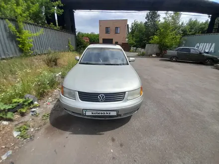 Volkswagen Passat 1997 года за 1 800 000 тг. в Караганда