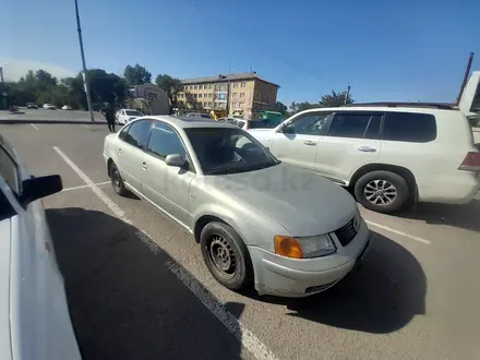 Volkswagen Passat 1997 года за 1 800 000 тг. в Караганда – фото 5