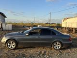 Mercedes-Benz E 320 2002 годаүшін3 400 000 тг. в Актобе – фото 3