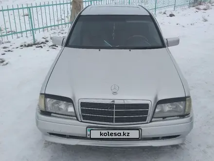 Mercedes-Benz C 180 1994 года за 2 000 000 тг. в Зайсан