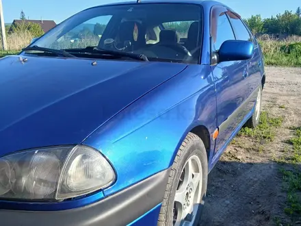 Toyota Avensis 1999 года за 1 700 000 тг. в Усть-Каменогорск – фото 3