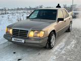 Mercedes-Benz E 280 1994 года за 1 950 000 тг. в Алматы – фото 4