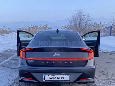 Hyundai Sonata 2020 года за 13 600 000 тг. в Алматы – фото 12