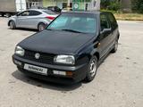 Volkswagen Golf 1993 годаүшін1 100 000 тг. в Тараз