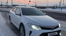 Toyota Camry 2016 годаfor11 900 000 тг. в Астана – фото 2