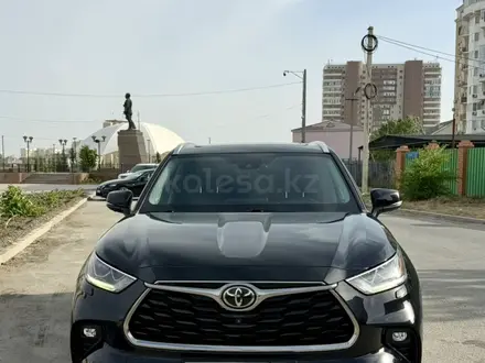 Toyota Highlander 2020 года за 23 000 000 тг. в Атырау – фото 3