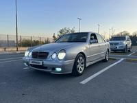 Mercedes-Benz E 240 2000 года за 5 500 000 тг. в Шымкент