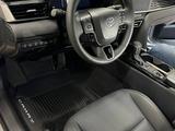 Полики Toyota Camry 80 оригинал новые Камри 80 коврики резиновые за 23 000 тг. в Астана – фото 2