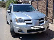 Mitsubishi Outlander, 2004