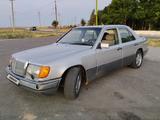Mercedes-Benz E 200 1992 года за 750 000 тг. в Шымкент – фото 4