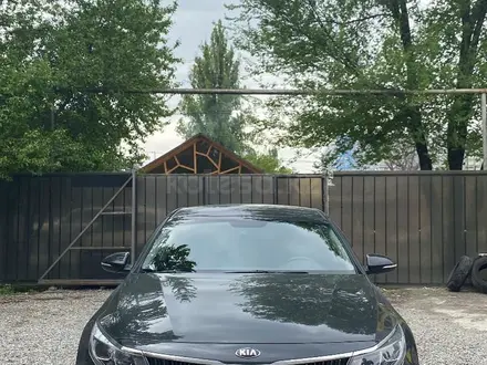 Kia K5 2019 года за 11 500 000 тг. в Алматы – фото 2