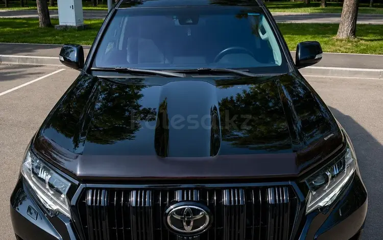 Toyota Land Cruiser Prado 2023 года за 25 500 000 тг. в Алматы