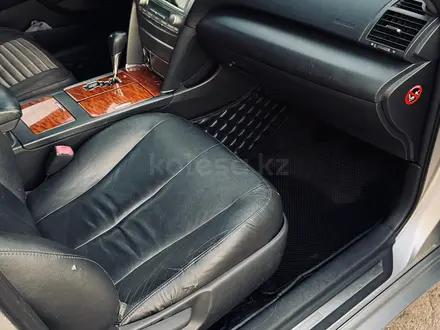 Toyota Camry 2008 года за 5 100 000 тг. в Актобе – фото 21