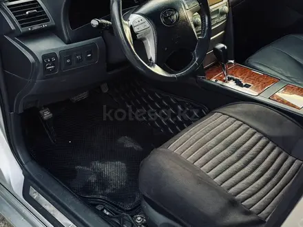 Toyota Camry 2008 года за 5 100 000 тг. в Актобе – фото 25