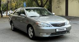 Toyota Camry 2005 годаүшін5 900 000 тг. в Алматы – фото 5