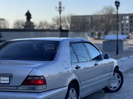 Mercedes-Benz S 500 1997 года за 3 000 000 тг. в Талдыкорган – фото 10