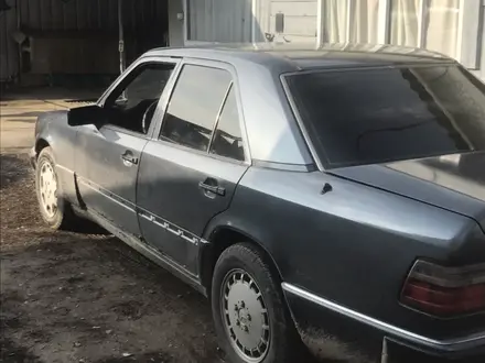 Mercedes-Benz E 230 1989 года за 1 100 000 тг. в Алматы – фото 3