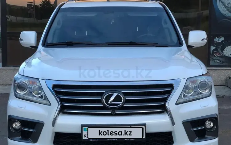 Lexus LX 570 2012 года за 27 000 000 тг. в Астана