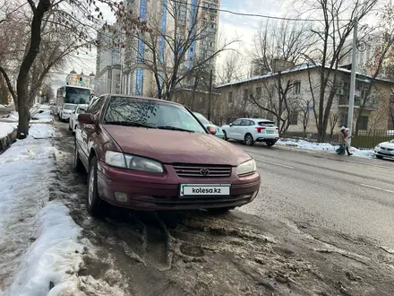 Toyota Camry 1997 года за 3 500 000 тг. в Алматы – фото 3