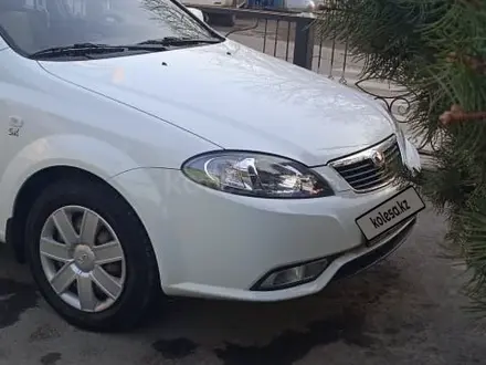 Daewoo Gentra 2014 года за 4 850 000 тг. в Алматы – фото 2