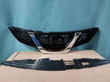 Решетка радиатора Nissan Qashqai за 35 000 тг. в Астана