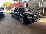 Mercedes-Benz E 230 1996 года за 2 000 000 тг. в Алматы – фото 3