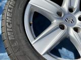 Диски Porsche 5.130 R18 шины Michelin 255/55/18 за 11 777 тг. в Уральск – фото 2