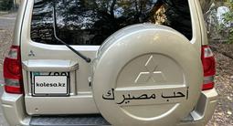 Mitsubishi Pajero 2002 годаүшін5 750 000 тг. в Алматы – фото 2