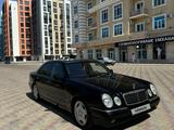 Mercedes-Benz E 320 1998 годаүшін3 400 000 тг. в Актау – фото 2