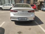 Hyundai Sonata 2019 годаүшін7 200 000 тг. в Актобе – фото 5