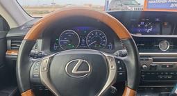 Lexus ES 300h 2014 года за 7 300 000 тг. в Жанаозен