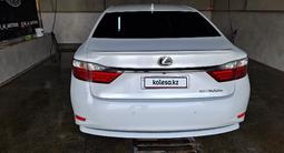 Lexus ES 300h 2014 года за 7 300 000 тг. в Жанаозен – фото 3