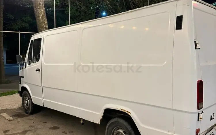 Mercedes-Benz Sprinter 1995 годаүшін2 300 000 тг. в Алматы