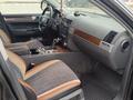 Volkswagen Touareg 2007 года за 6 950 000 тг. в Алматы – фото 19