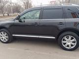 Volkswagen Touareg 2007 года за 6 950 000 тг. в Алматы