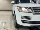 Land Rover Range Rover 2015 года за 23 000 000 тг. в Астана