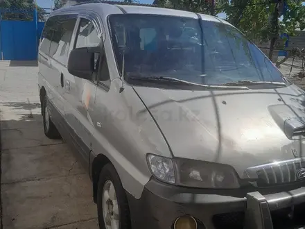 Hyundai Starex 2002 года за 2 600 000 тг. в Туркестан – фото 2