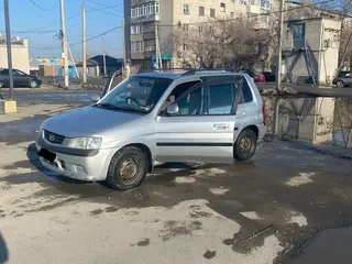 Mazda Demio, 2000