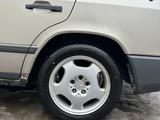 Mercedes-Benz E 200 1989 года за 1 900 000 тг. в Астана – фото 4