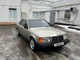 Mercedes-Benz E 200 1989 года за 1 900 000 тг. в Астана – фото 2