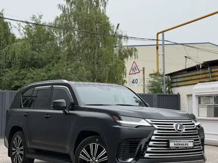 Lexus LX 600 2025 года за 88 890 000 тг. в Алматы – фото 2