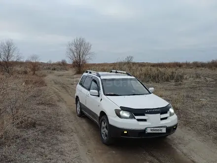 Mitsubishi Outlander 2004 года за 3 750 000 тг. в Алматы