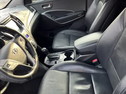 Hyundai Santa Fe 2014 года за 9 000 000 тг. в Алматы – фото 14