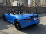 Jaguar F-Type 2017 года за 35 000 000 тг. в Алматы – фото 4