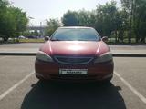Toyota Camry 2002 годаүшін3 500 000 тг. в Урджар