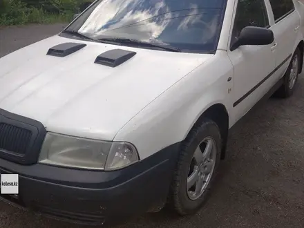 Skoda Octavia 2004 года за 1 800 000 тг. в Экибастуз – фото 3